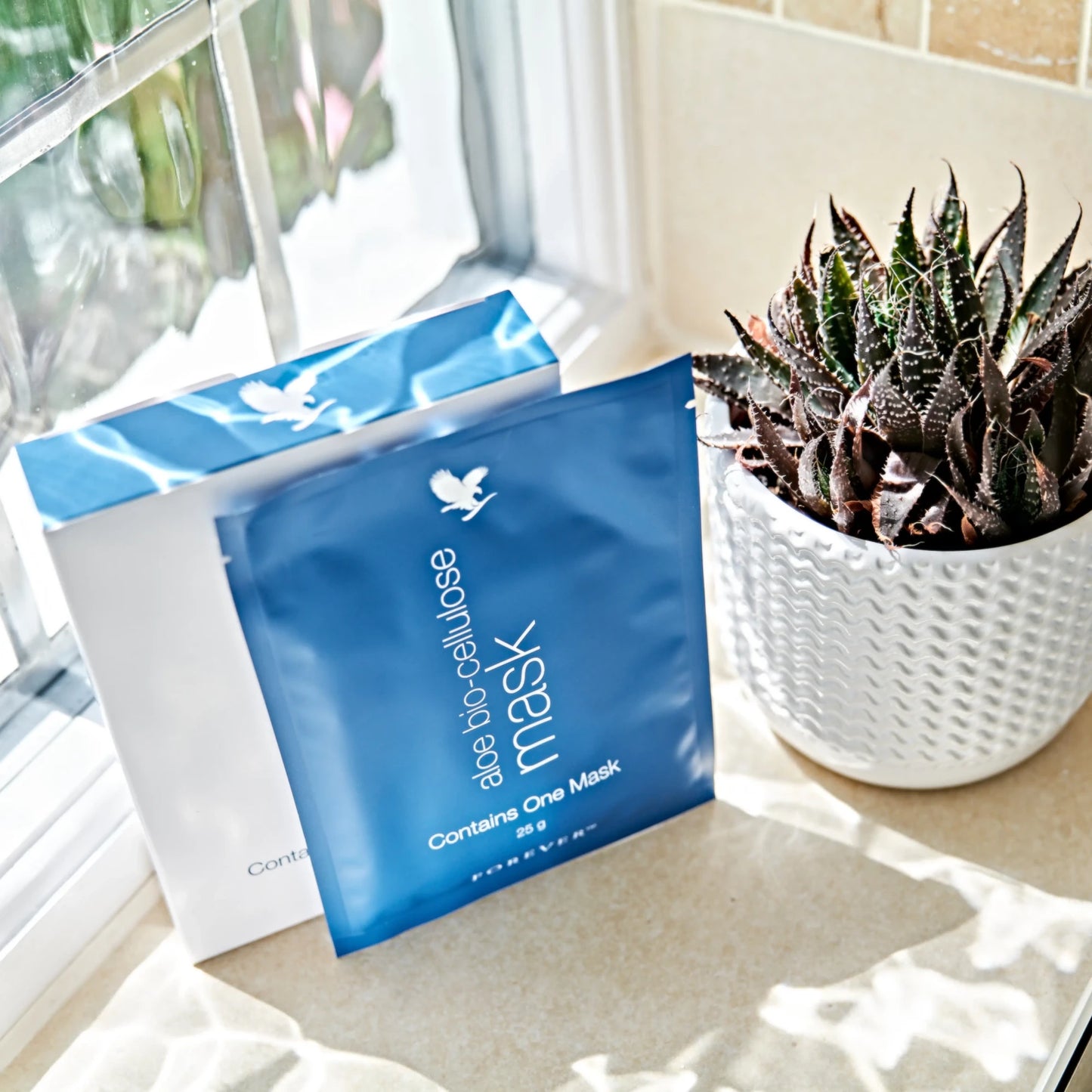 Aloe Bio-Cellulose Mask – Forever Living’s Moisturising Aloe Mask with Horse Chestnut & Seagrass for Essential Self-Care, Youthful Glow & Hydration